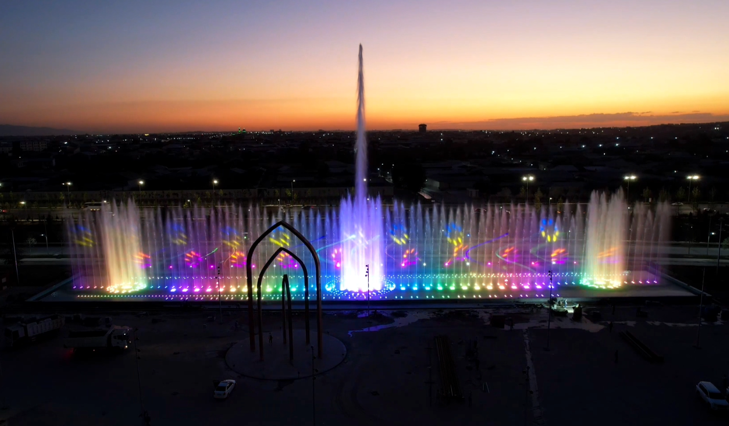 The water dance show at the SCO summit in Samarkand shock staged