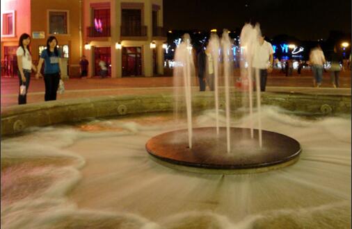 downtown water fountain